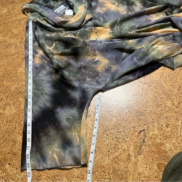 Carole Tomkins The Big Shirt Tie Dye Rayon Cowl Neck Paulie Shirt Sz 2(Sz 16-20) - Picture 13 of 16
